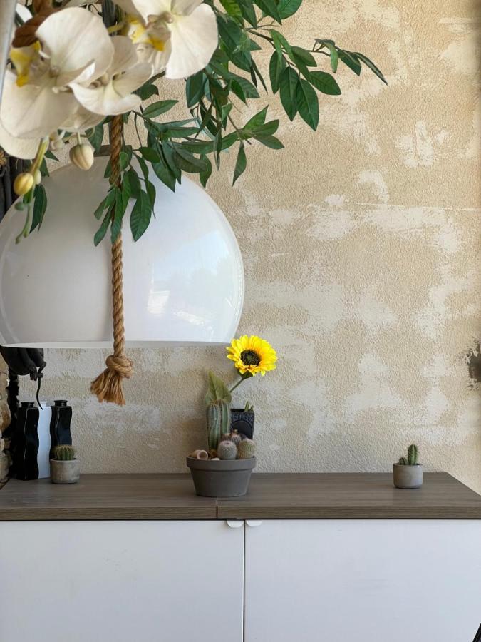 Appartement Entre Village Et Plages. Saint-Cyr-sur-Mer Εξωτερικό φωτογραφία